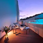 Deluxe With Private Heated Pool On Znjan - Urban Nook