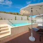 Apartment Deluxe With Private Heated Pool On Znjan - Urban Nook *