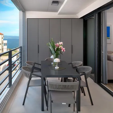 Deluxe With Private Heated Pool On Znjan - Urban Nook Апартаменти *